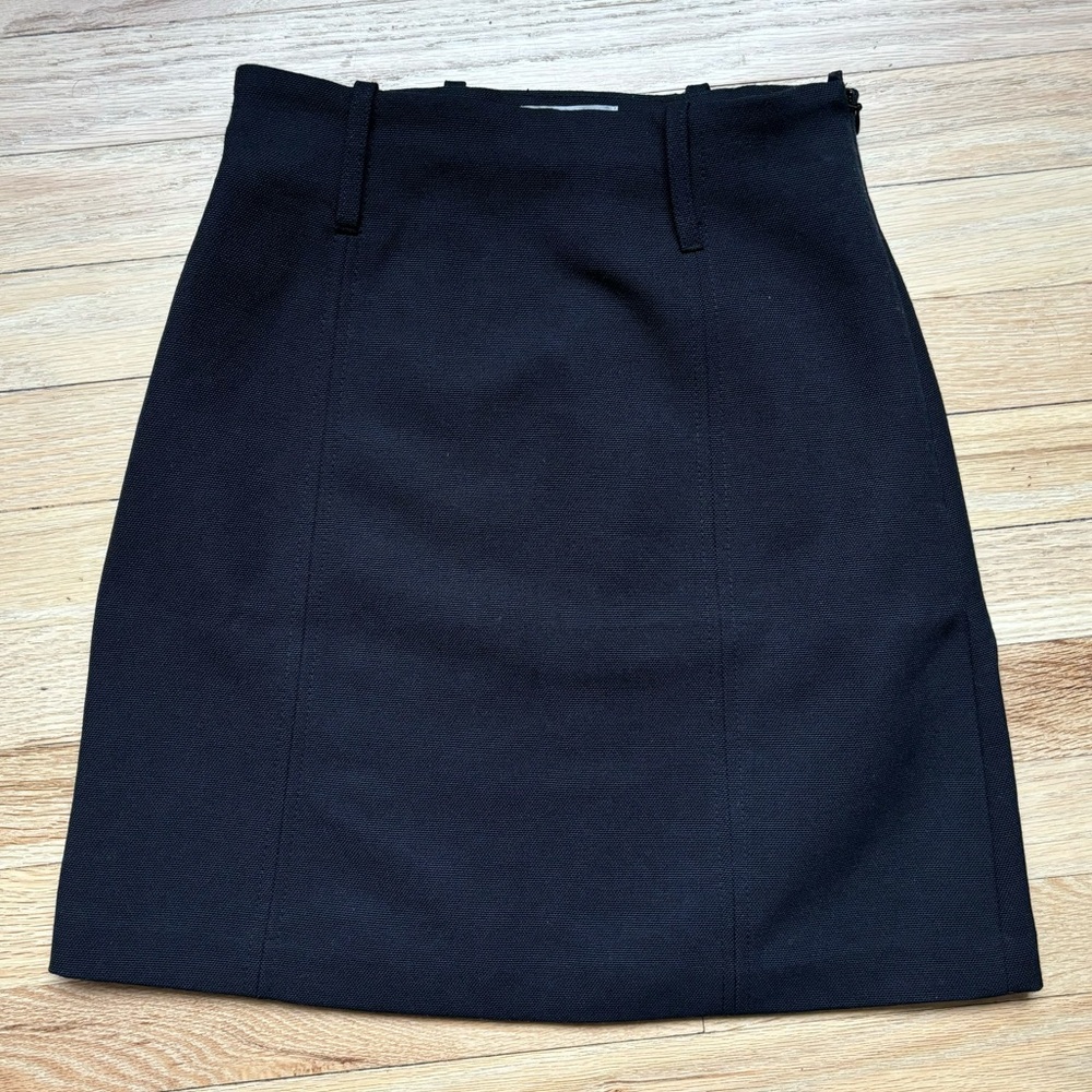 NWT H&M high waisted black skirt Sz 0